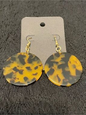 Tortoiseshell Round Drop Earrings - Acrylic - Brown and Black